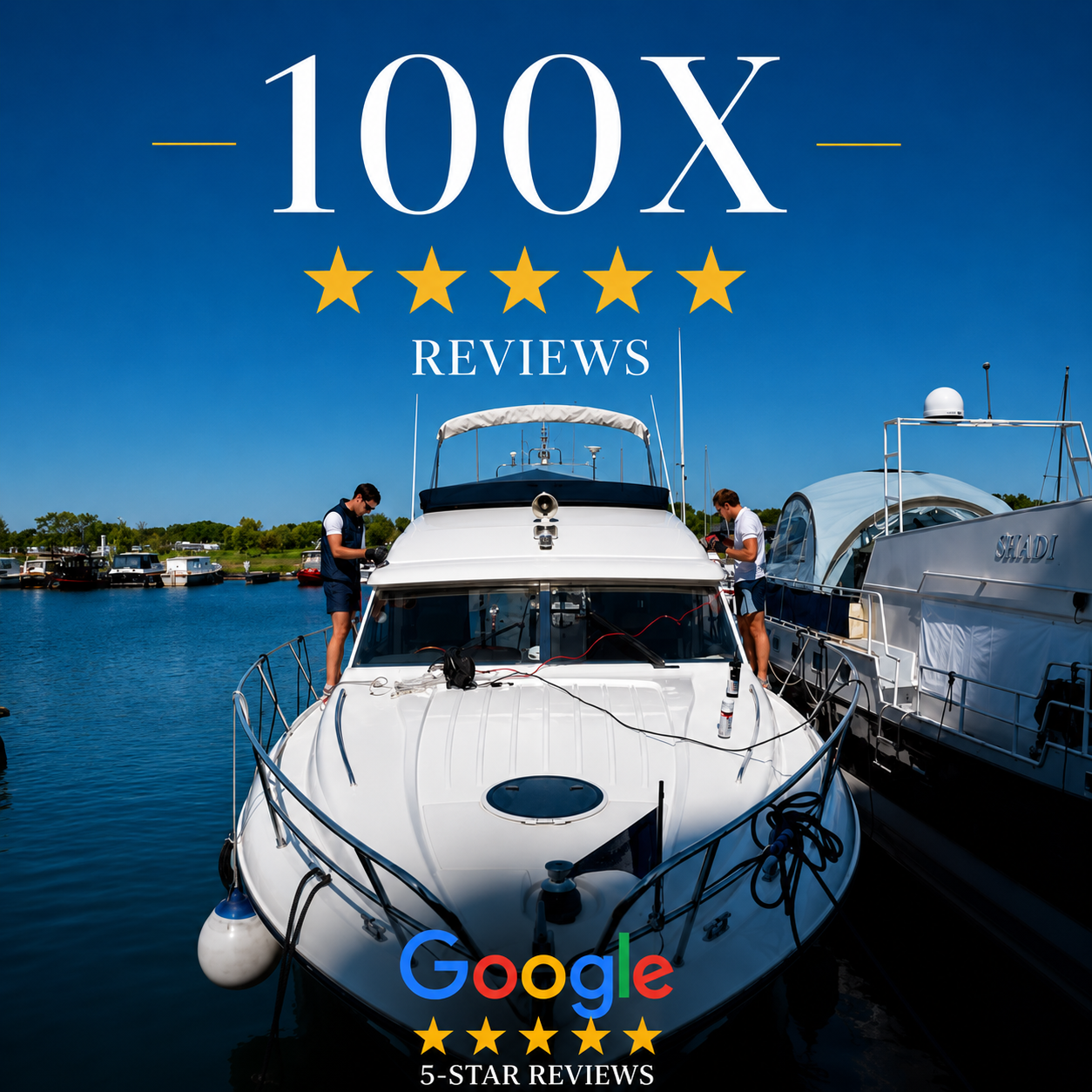 YachtMates viert 100 Google reviews met een vijfsterrenbeoordeling boven een jacht in de haven.